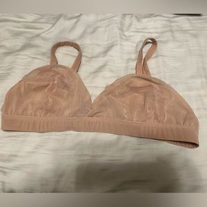 Skims bra in tan
